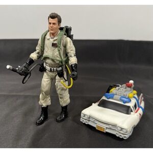 Hasbro Ghostbusters Ray Stantz Action Figure Kids 6 Inch Tan Ecto-1 Mini Vehicle